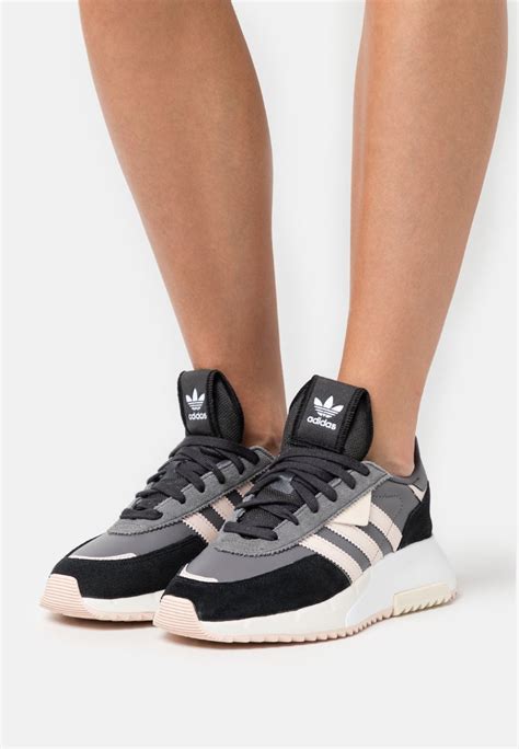 Women's adidas Originals Retropy F2 